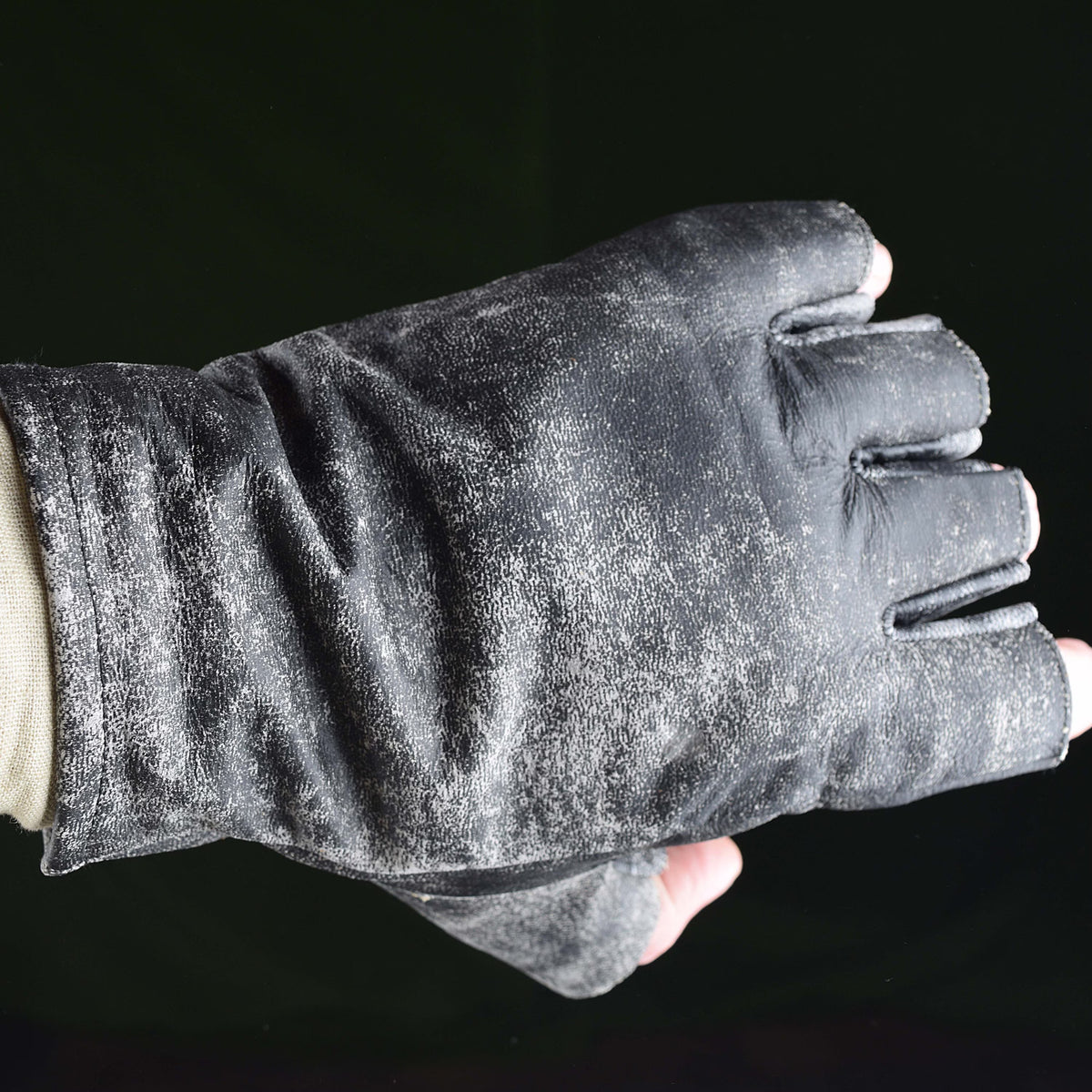 Abenteurer - graue Leder Handschuhe